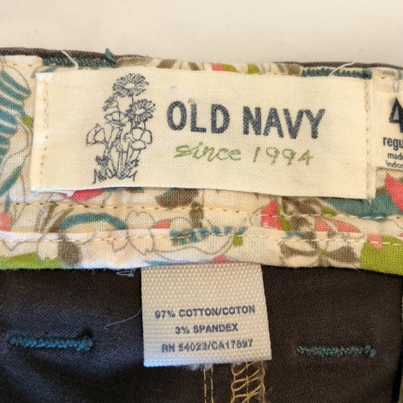 Women’s size 4 regular brown Old Navy Capri Pants - Picture 8 of 14